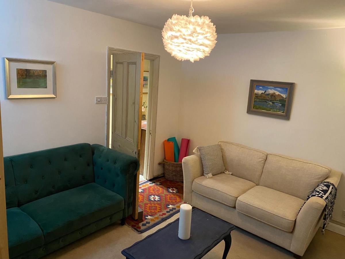 The Dragonfly Bnb, Glastonbury Exteriör bild